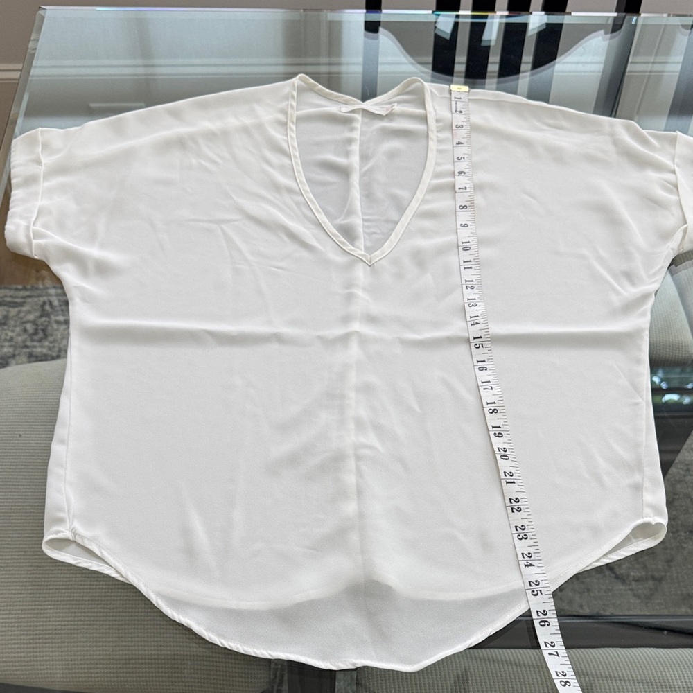 White V-Neck Short Sleeve Top
